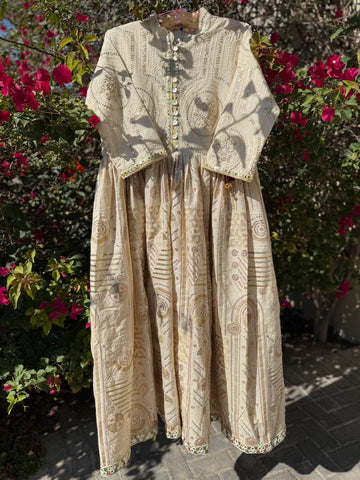 ELEGANT DRESS