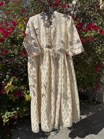 ELEGANT DRESS