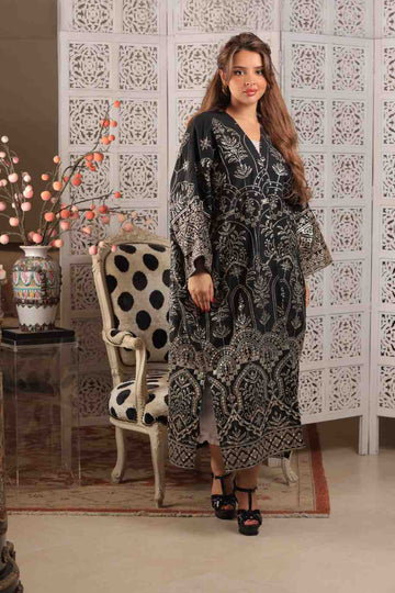Black Contour Bisht