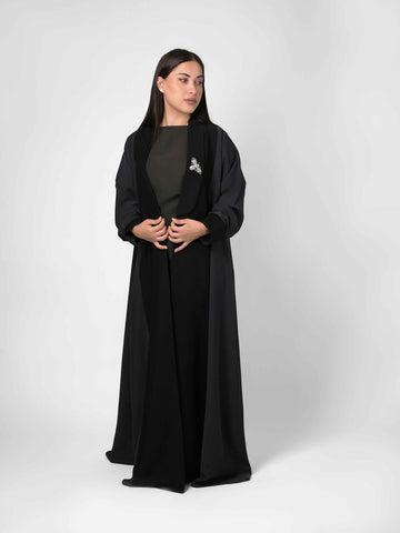 عباية سوداء