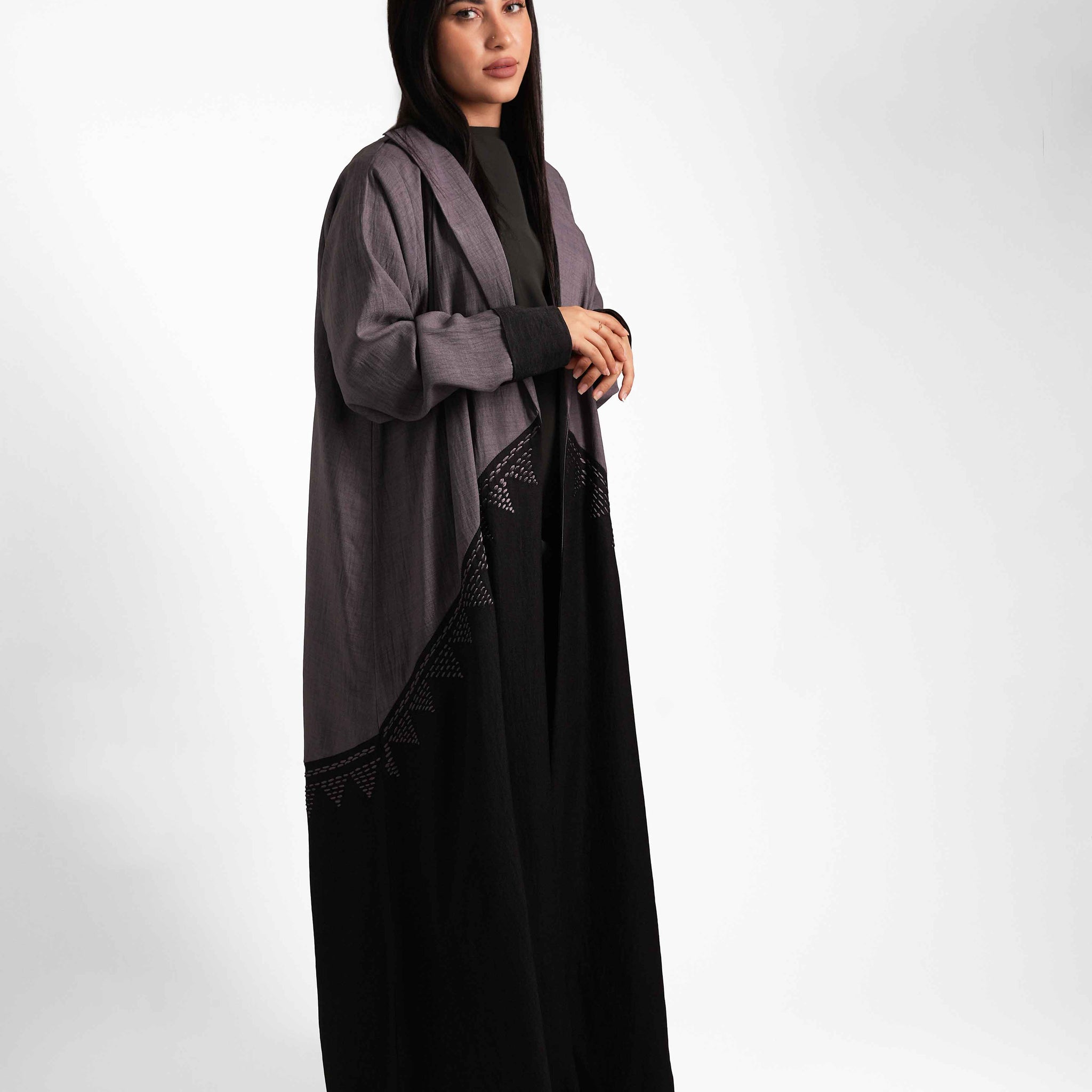 ELEGANT ABAYA