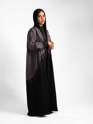 عباية سوداء