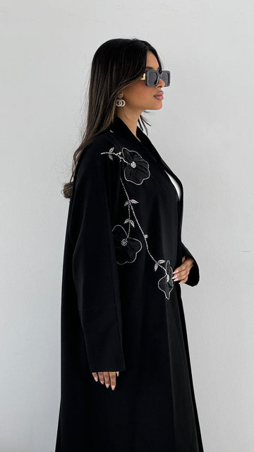 ELEGANT ABAYA